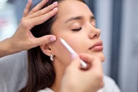 The Best Age to Consider a Facelift for Lasting Results