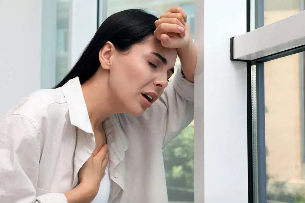 When To Seek Help for Chest Pain: What You Need To Know